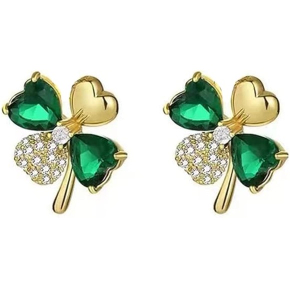 Jewelry - NEW Four Leaf Clover Earrings in Gold